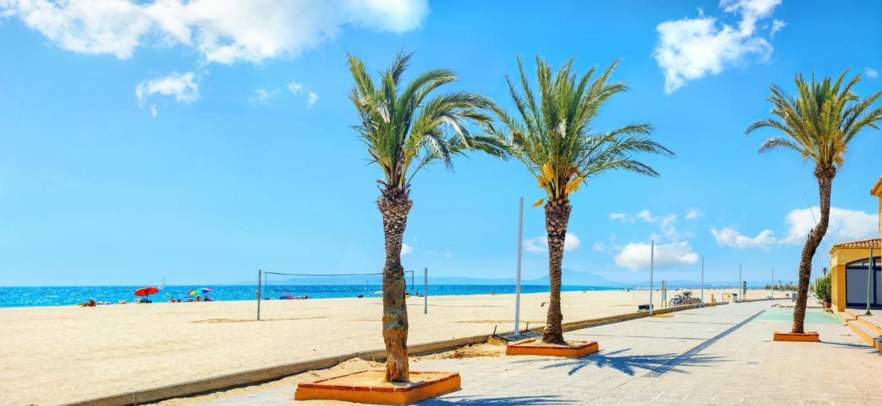 Welcs Apartamento 008 Emp Cerca De La Playa Leilighet Empuriabrava Eksteriør bilde