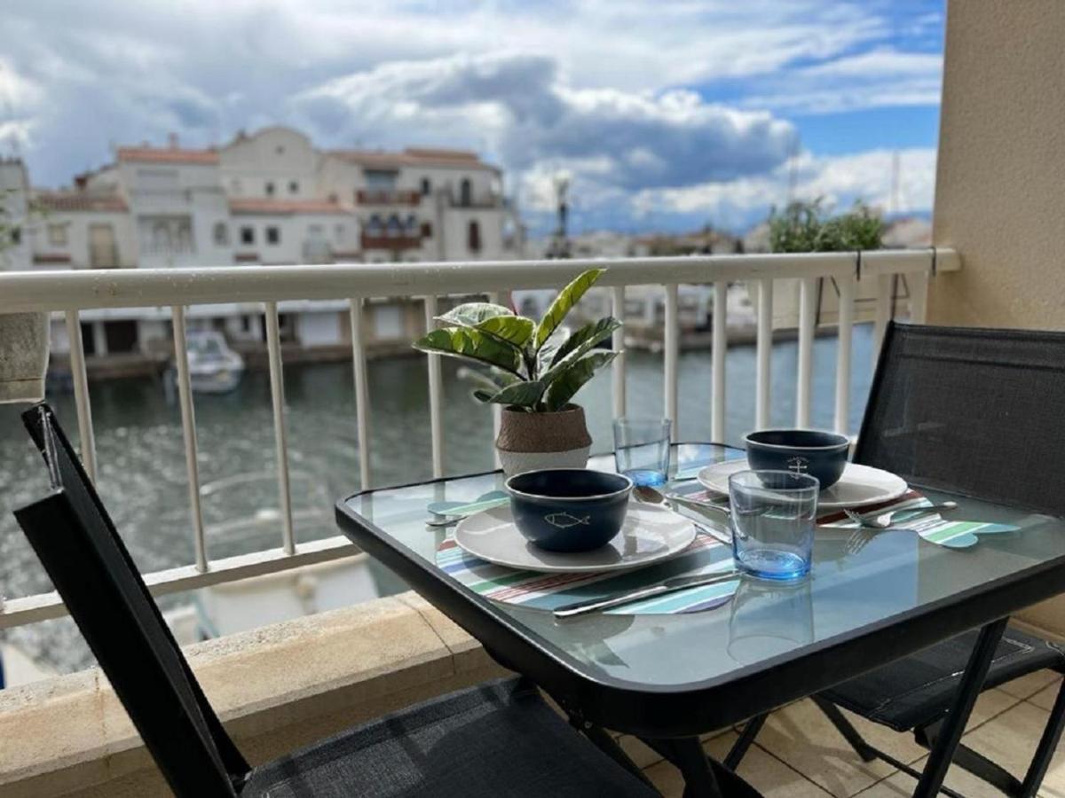 Welcs Apartamento 008 Emp Cerca De La Playa Leilighet Empuriabrava Eksteriør bilde